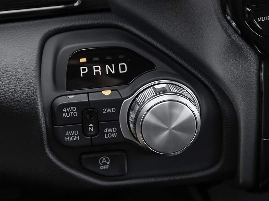 2026 Ram 1500 LARAMIE-14