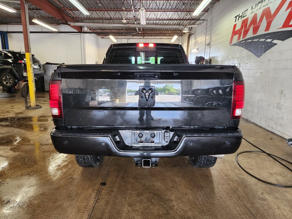 2018 Ram 2500 Laramie-5