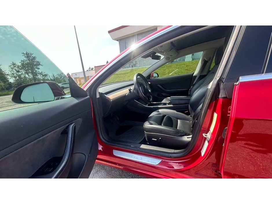 2018 Tesla MODEL 3 LONG RANGE ALL-ELECTRIC POWERTRAIN   AUTOPILOT CAPABILITY