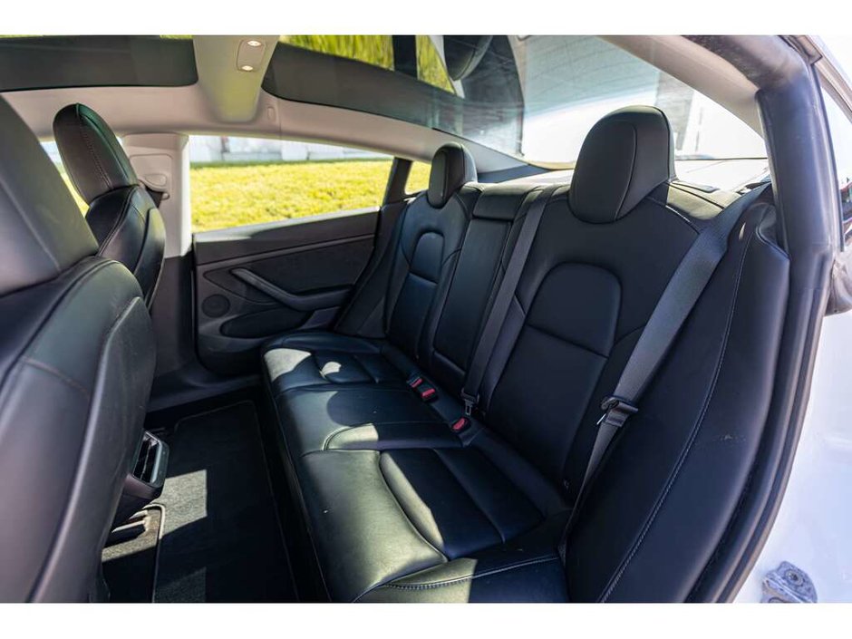 2021 Tesla Model 3 Standard Range Standard Range RWD -Ltd Avail-
