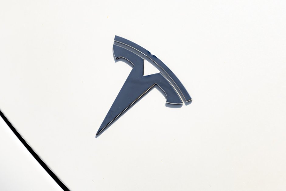 2021 Tesla Model 3 Standard Range Standard Range RWD -Ltd Avail-