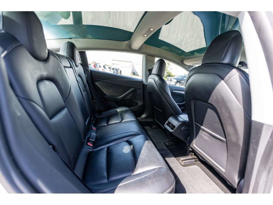 2021 Tesla Model 3 Standard Range Standard Range RWD -Ltd Avail-
