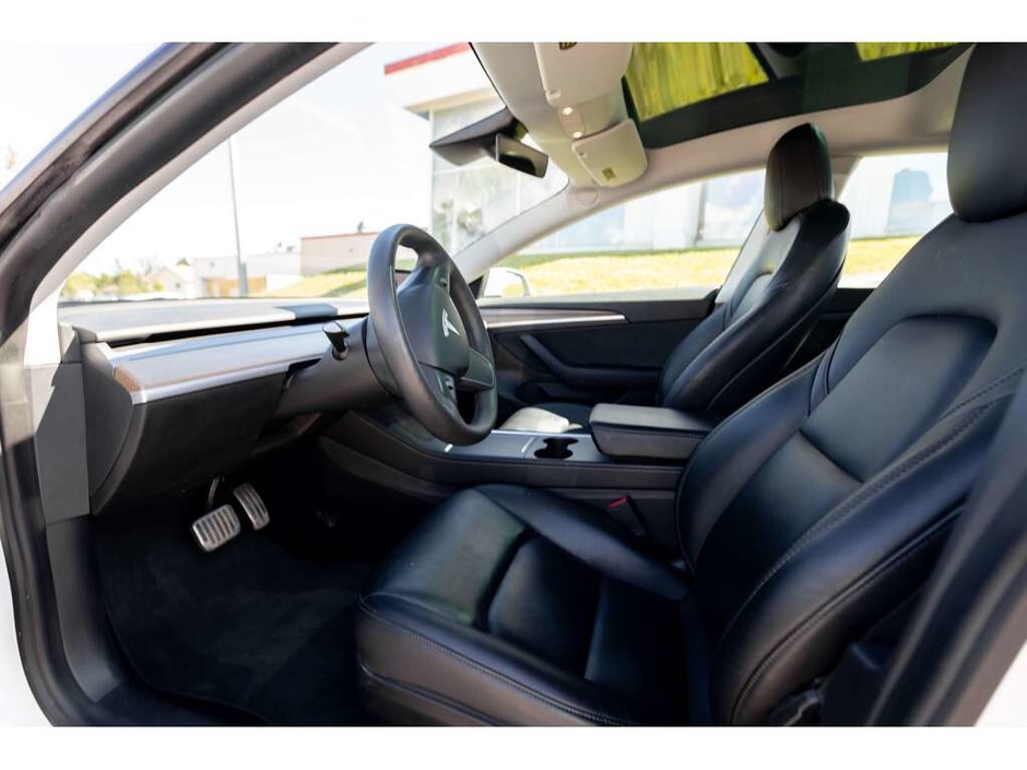 2021 Tesla Model 3 Standard Range Standard Range RWD -Ltd Avail-