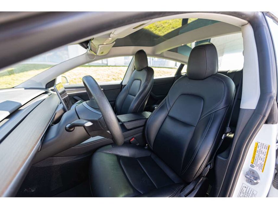 2021 Tesla Model 3 Standard Range Standard Range RWD -Ltd Avail-