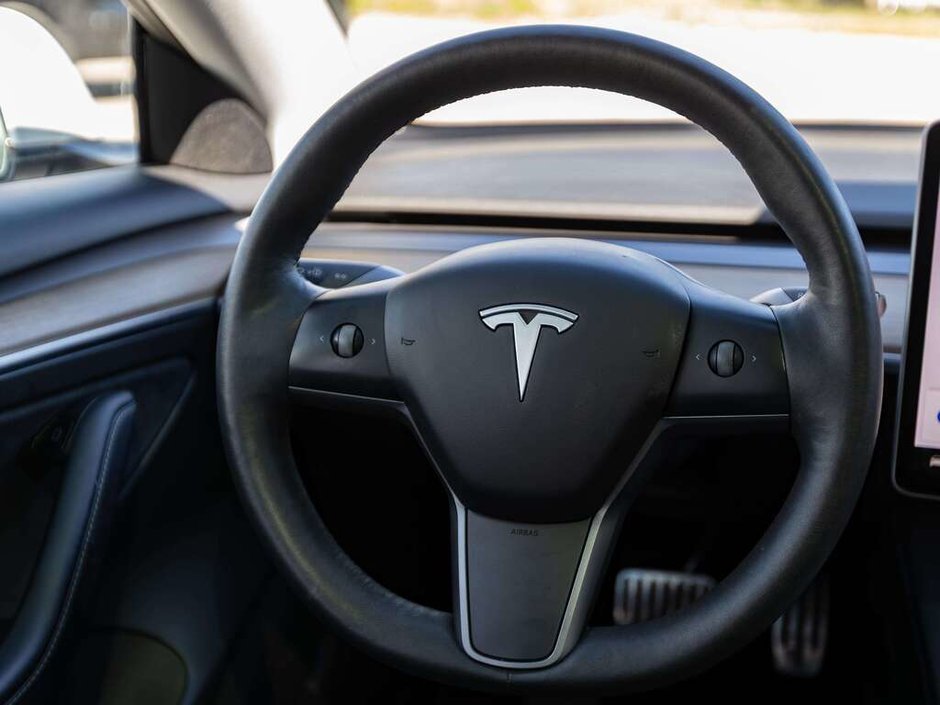 2021 Tesla Model 3 Standard Range Standard Range RWD -Ltd Avail-