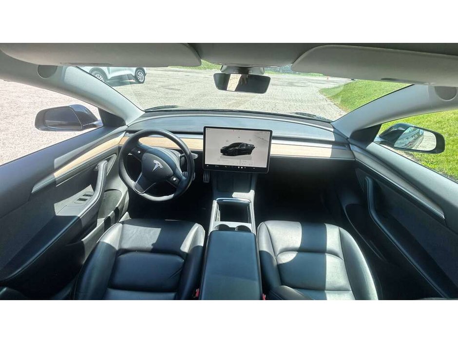 2022 Tesla Model 3 Performance PERFORMANCE   AWD   0–60 MPH IN ~3.1 SECONDS