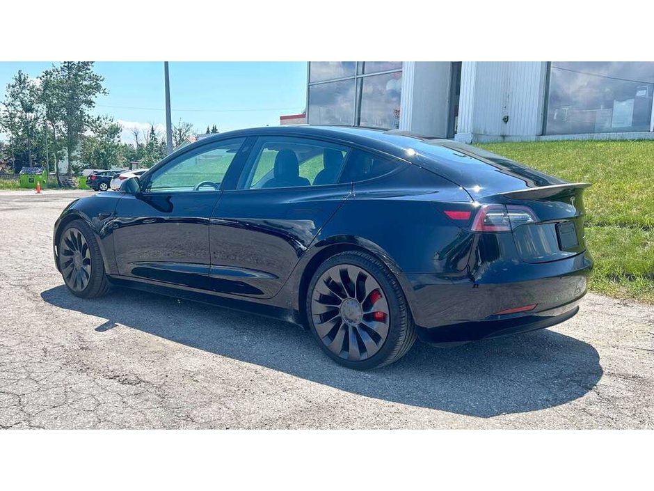 2022 Tesla Model 3 Performance PERFORMANCE   AWD   0–60 MPH IN ~3.1 SECONDS