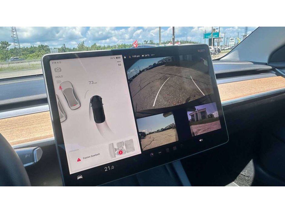 2022 Tesla Model 3 Performance PERFORMANCE   AWD   0–60 MPH IN ~3.1 SECONDS