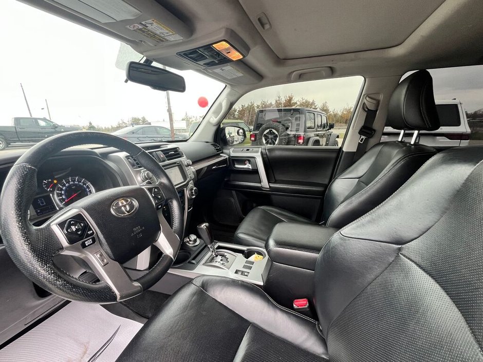 2015 Toyota 4Runner SR5 4WD 4dr V6 SR5