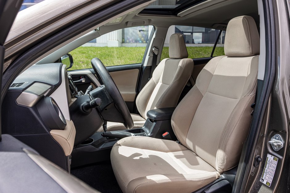 2014 Toyota RAV4 XLE FWD 4dr XLE