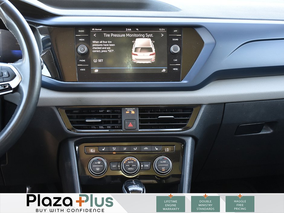2022 Volkswagen Taos Comfortline PANOROOF/REAR CAMERA/HEATED SEATS