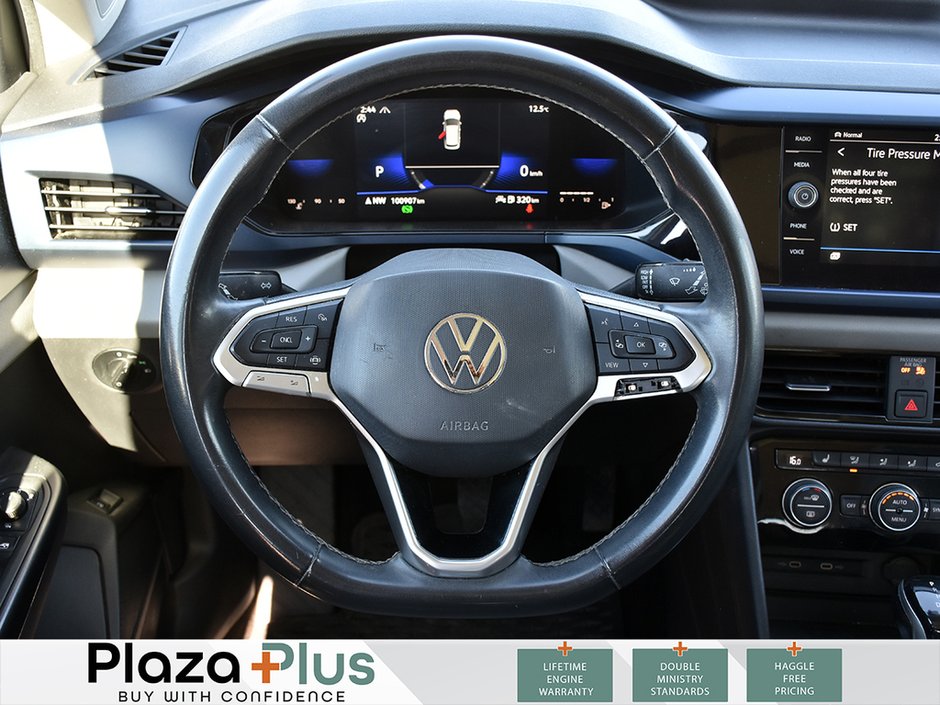 2022 Volkswagen Taos Comfortline PANOROOF/REAR CAMERA/HEATED SEATS