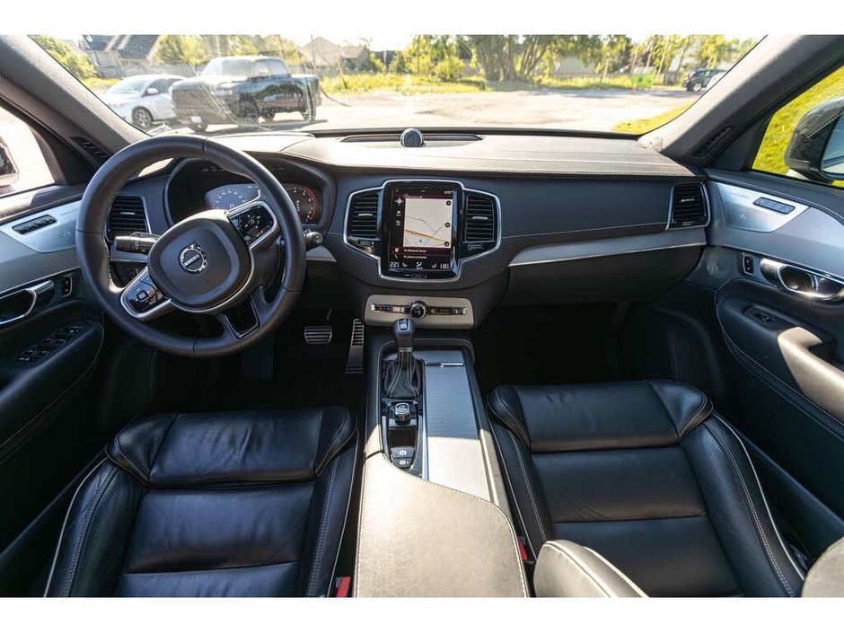 2022 Volvo XC90 R-Design R-DESIGN   TURBOCHARGED AND SUPERCHARGED   AWD