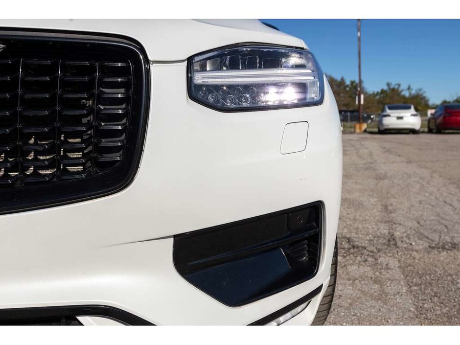 2022 Volvo XC90 R-Design R-DESIGN   TURBOCHARGED AND SUPERCHARGED   AWD
