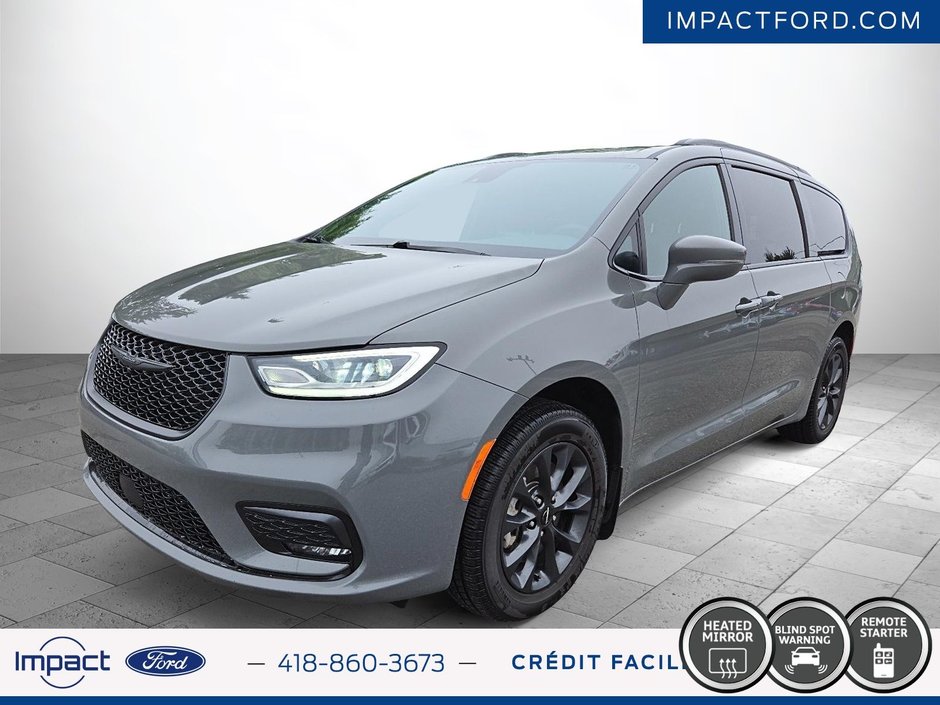 Chrysler Pacifica Touring 2022 à Rivière-du-Loup, Québec