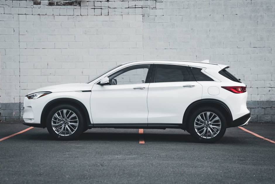 2023 Infiniti QX50 PURE