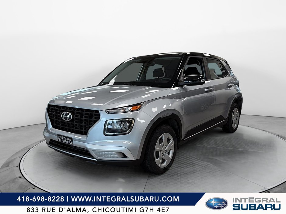 Hyundai Venue  2022 à Jonquière, Québec - w940px