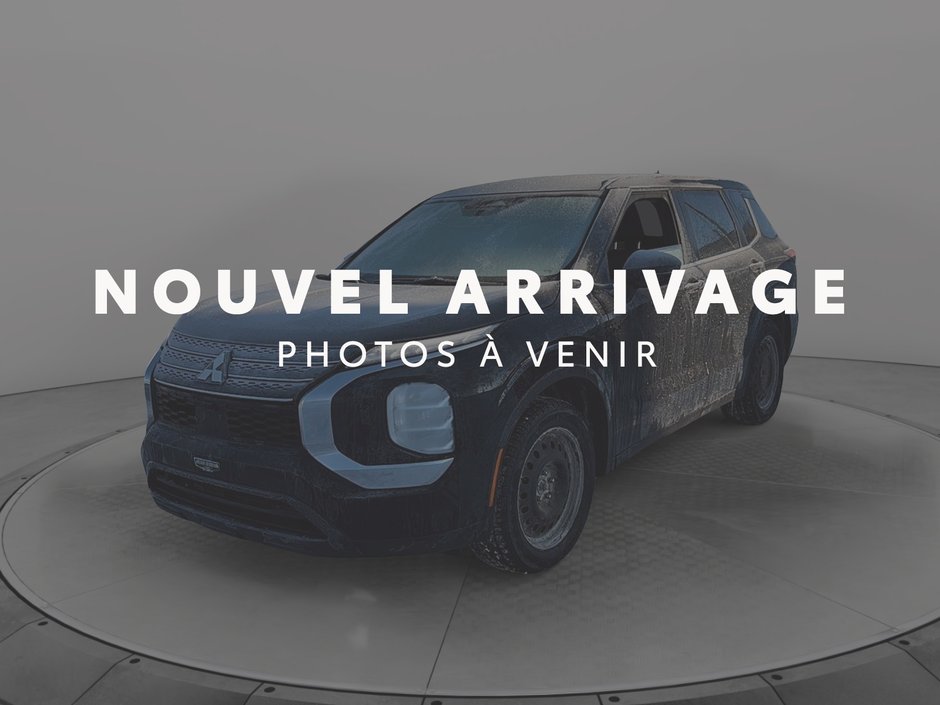 2023 Mitsubishi Outlander ES in Chicoutimi, Quebec