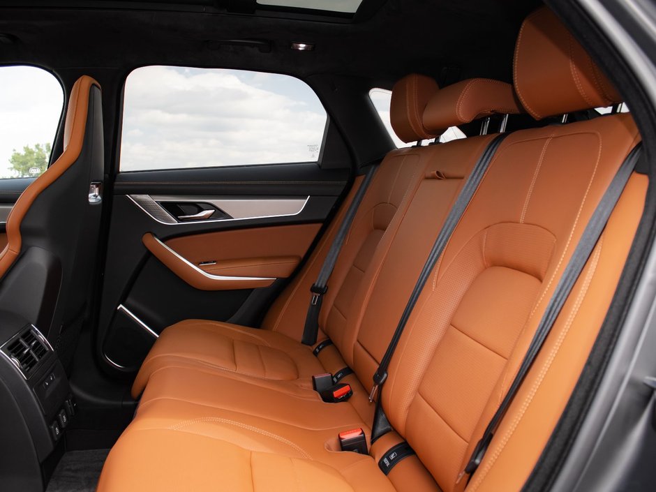 Jaguar F-PACE MHEV R-Dynamic S 2026-10