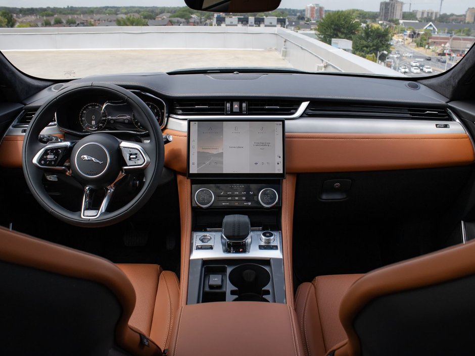 Jaguar F-PACE MHEV R-Dynamic S 2026-11