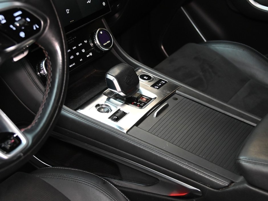 2021 Jaguar F-Pace SVR/CERTIFIED 160KM INCLUDED!!!-13