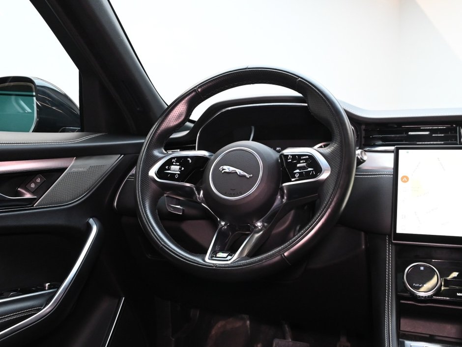 Jaguar F-Pace P250 R-DYNAMIC S 2022-16