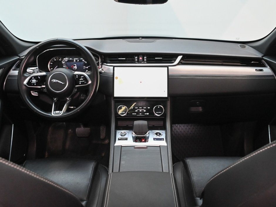 Jaguar F-Pace P250 R-DYNAMIC S 2022-14