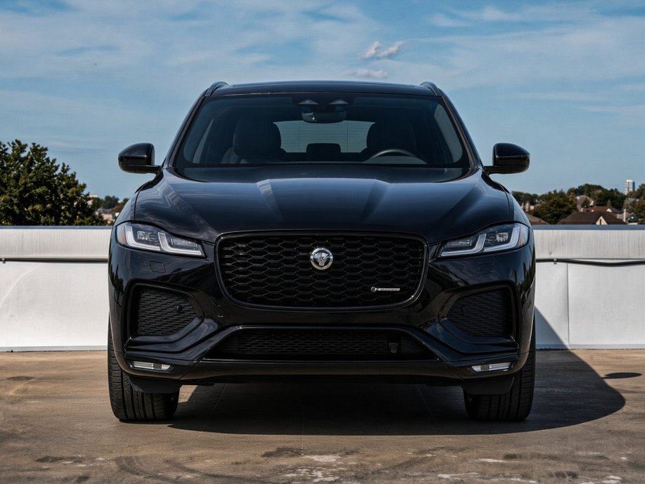 2025 Jaguar F-Pace P250 R-DYNAMIC S/ 4.80% WITH CERTIFICATION-5