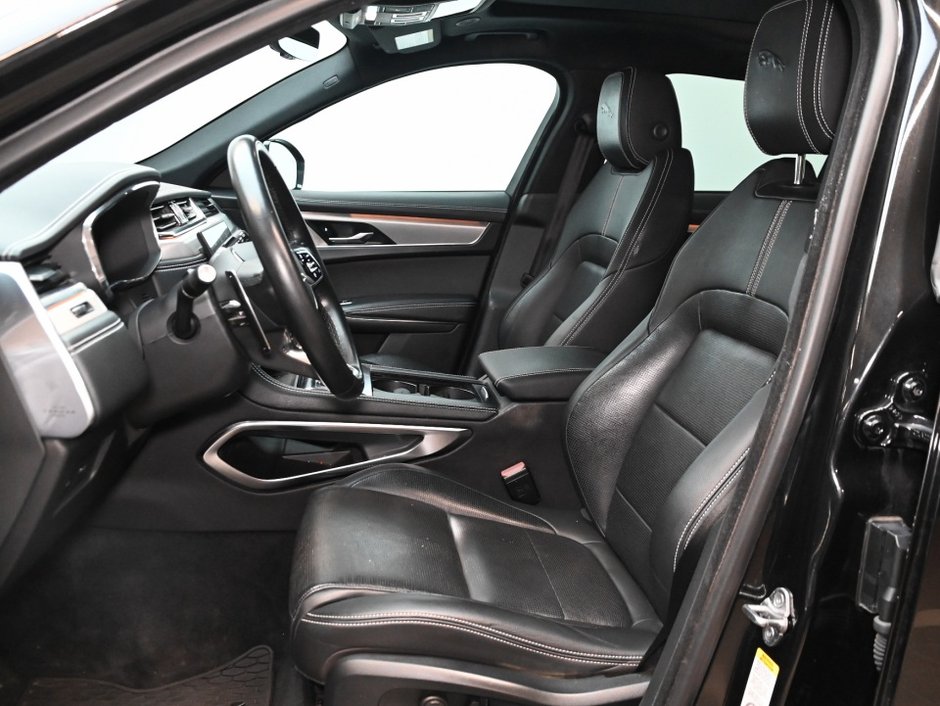 2025 Jaguar F-Pace P250 R-DYNAMIC S/ 4.80% WITH CERTIFICATION-11