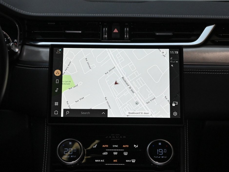 2025 Jaguar F-Pace P250 R-DYNAMIC S/ 4.80% WITH CERTIFICATION-21