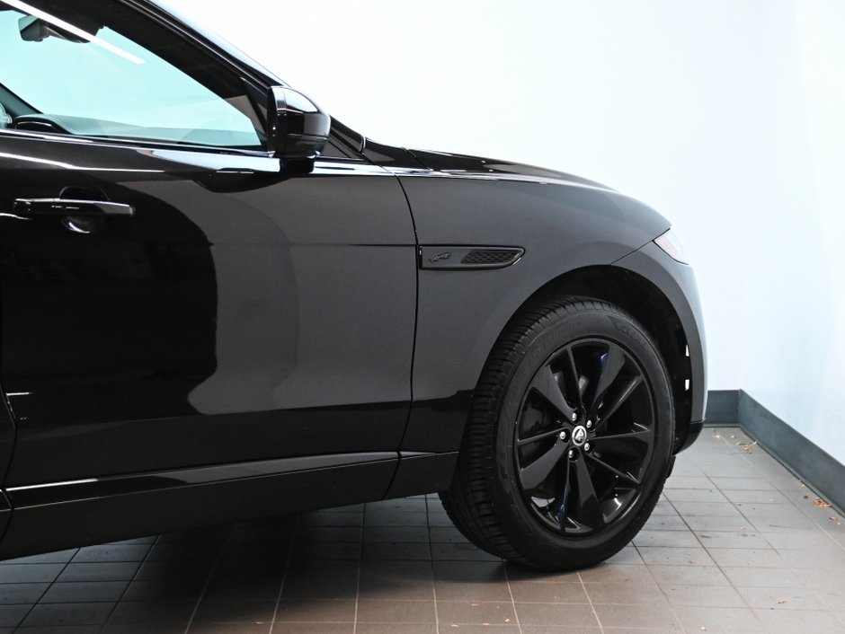 2025 Jaguar F-Pace P250 R-DYNAMIC S/ 4.80% WITH CERTIFICATION-29