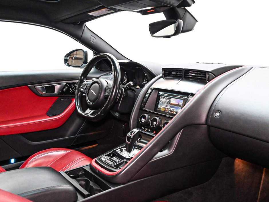 2016 Jaguar F-Type S COUPE/AWD/MERIDIAN SURROUND/SPORT DESIGN PACK-20