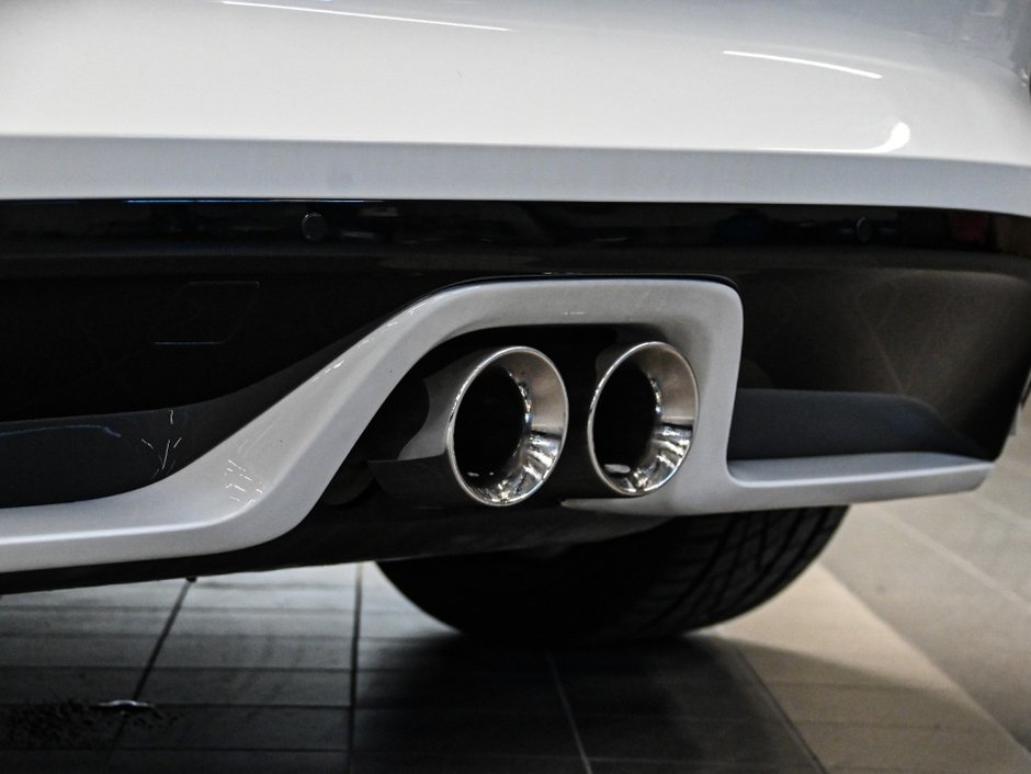 2016 Jaguar F-Type S COUPE/AWD/MERIDIAN SURROUND/SPORT DESIGN PACK-24