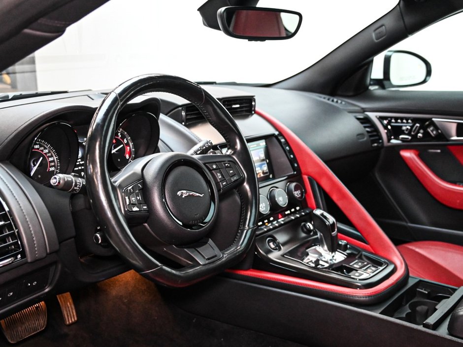 2016 Jaguar F-Type S COUPE/AWD/MERIDIAN SURROUND/SPORT DESIGN PACK-2