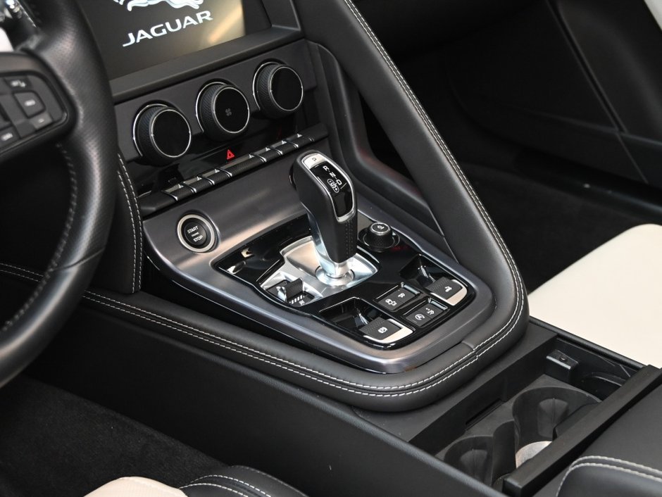 2022 Jaguar F-TYPE P575 R-15