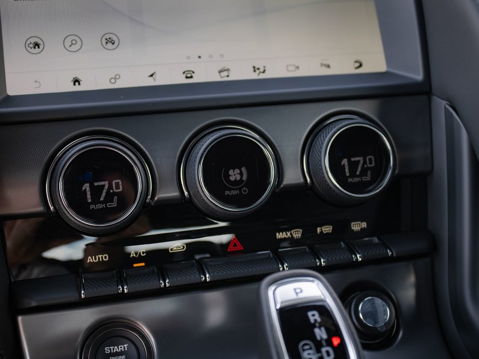 Jaguar F-TYPE 75 2024-23