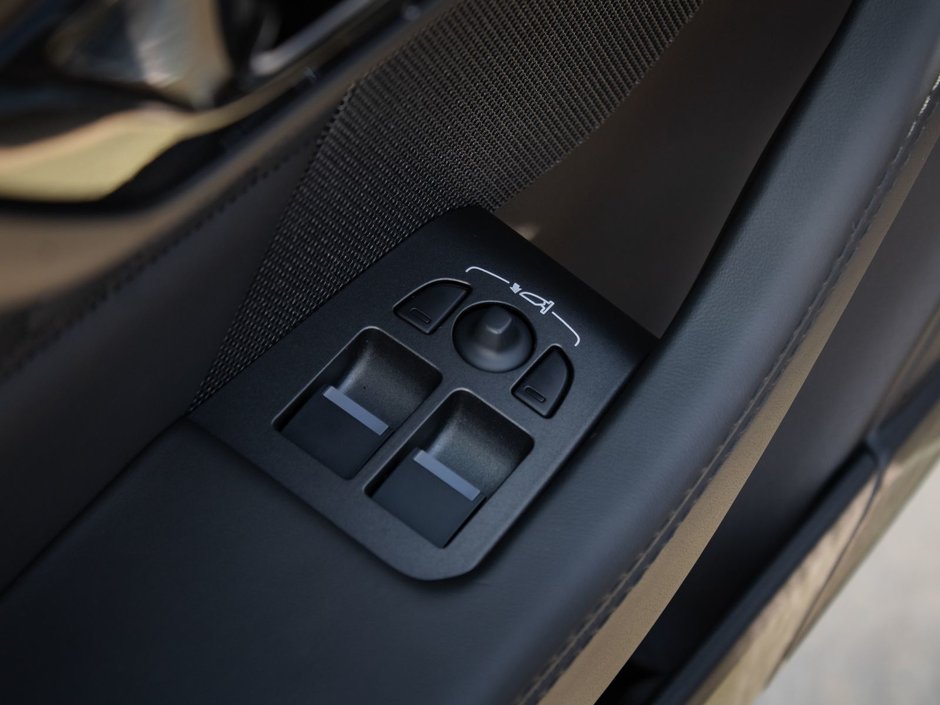 Jaguar F-TYPE 75 2024-14