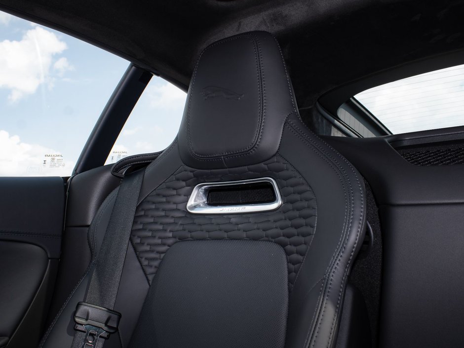 Jaguar F-TYPE 75 2024-25