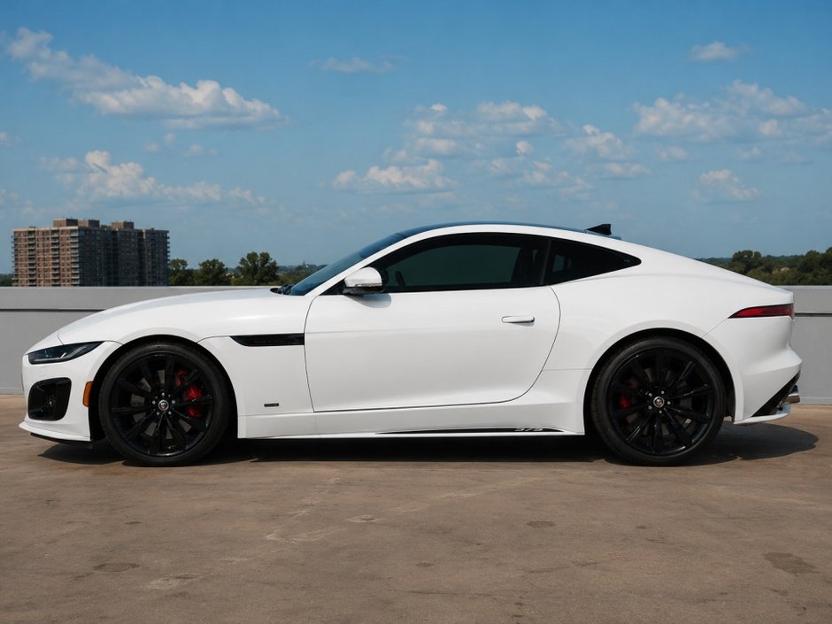 Jaguar F-Type 575 R COUPE AWD/ONLY 1892 KM!!!!!!!! 2024-3