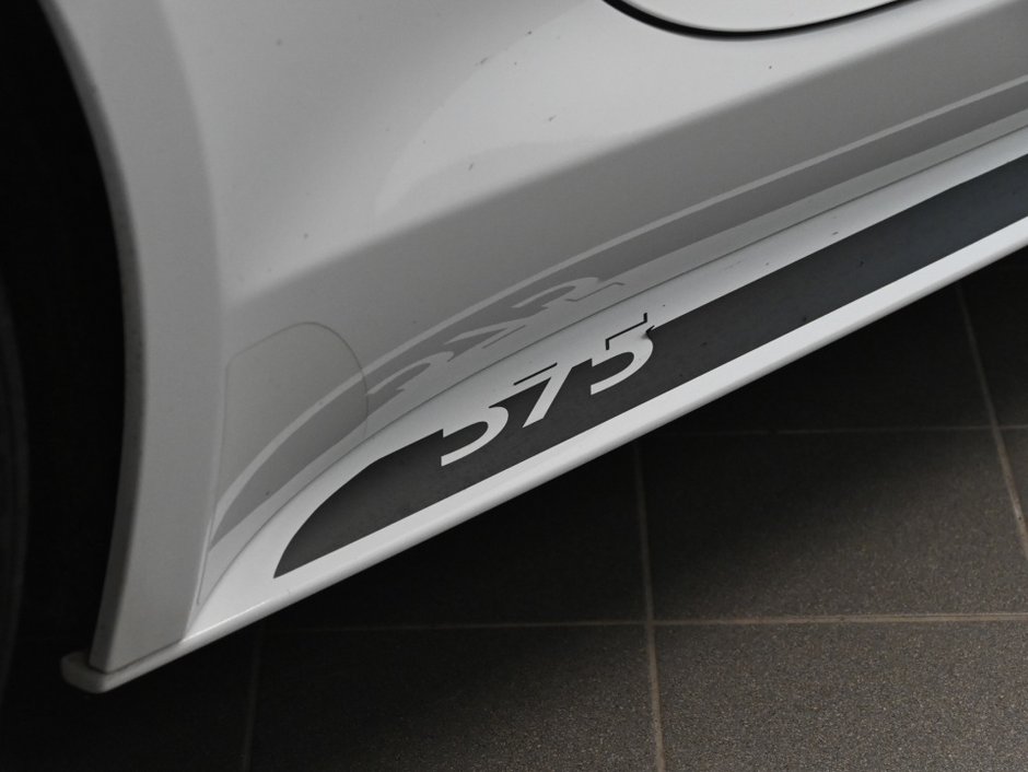 Jaguar F-Type 575 R COUPE AWD/ONLY 1892 KM!!!!!!!! 2024-27