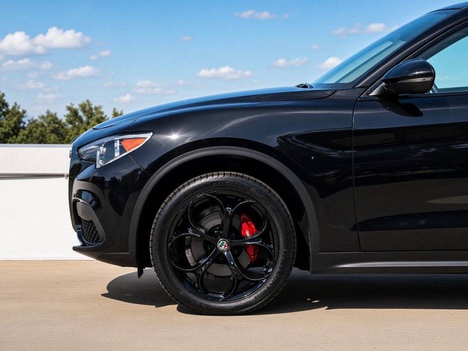 2018 Alfa Romeo Stelvio Sport-7