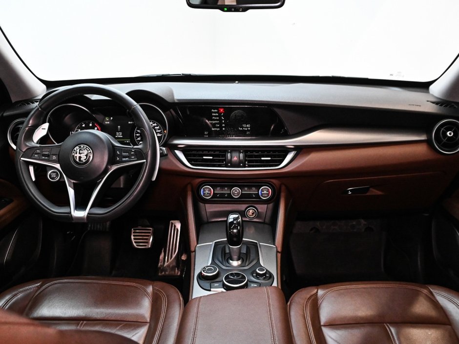 2018 Alfa Romeo Stelvio Sport-14