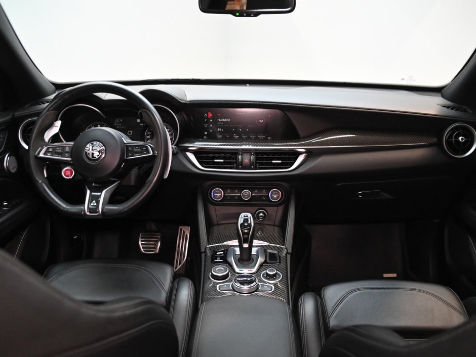 2022 Alfa Romeo Stelvio Quadrifoglio-15
