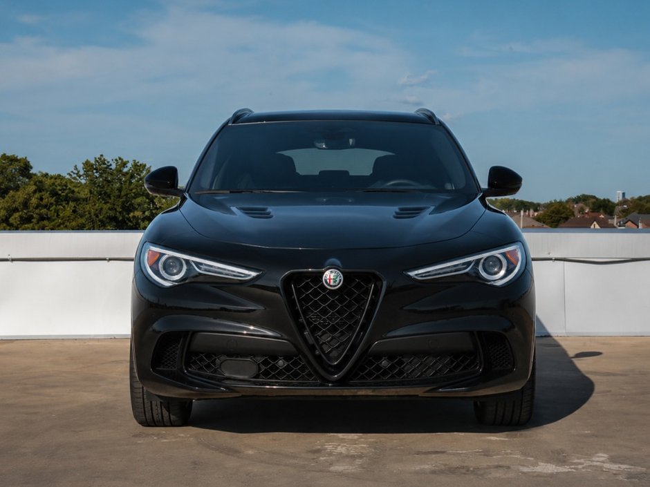2022 Alfa Romeo Stelvio Quadrifoglio-6