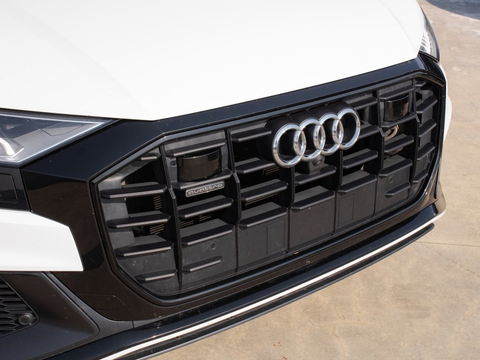 2020 Audi Q8 Technik-30
