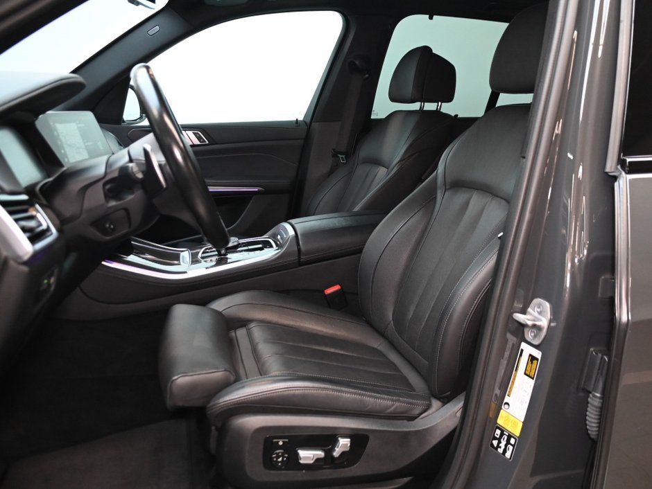 2022 BMW X5 xDrive40i-12