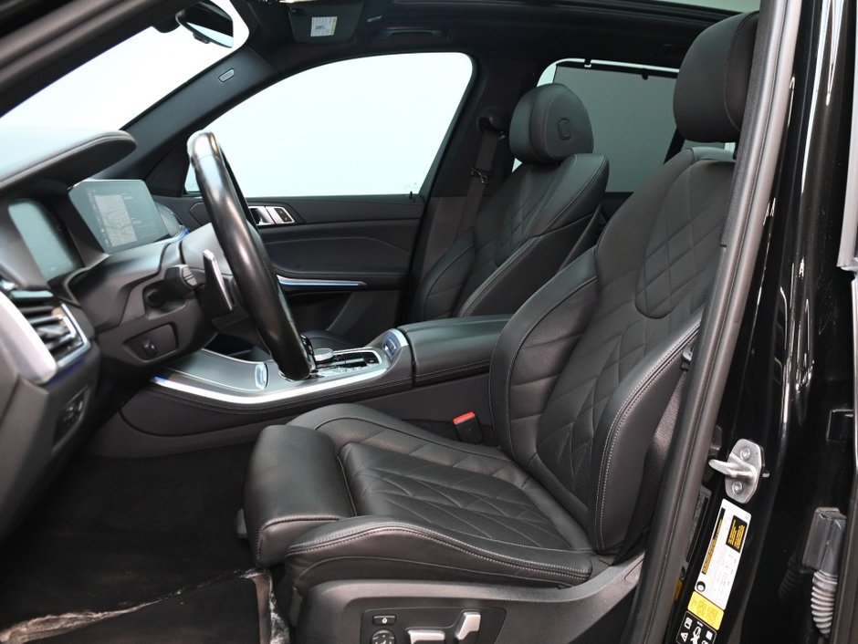 2023 BMW X5 xDrive40i-12