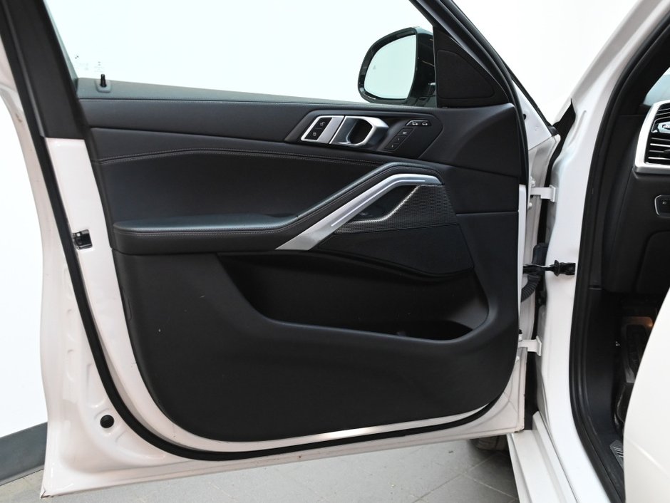 2021 BMW X6 xDrive40i-8