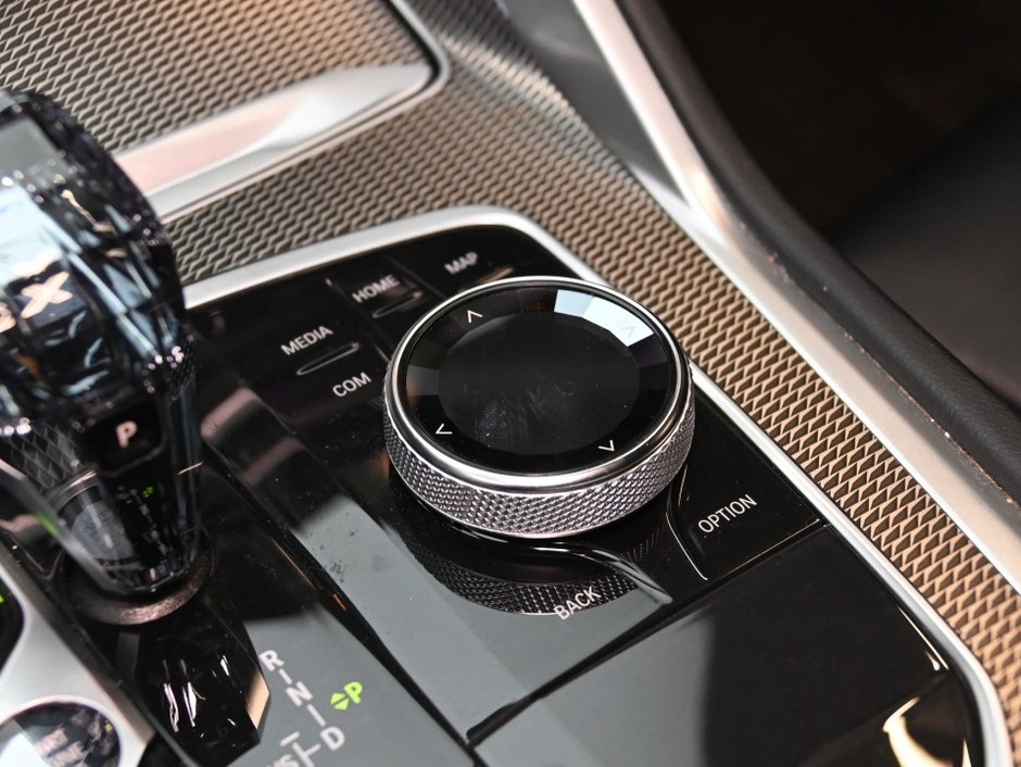 2021 BMW X6 xDrive40i-23
