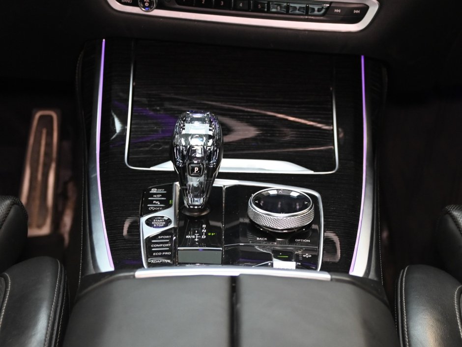 2019 BMW X7 xDrive40i-24